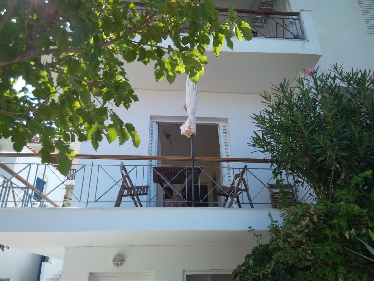 Armenistis Apartment Esterno foto